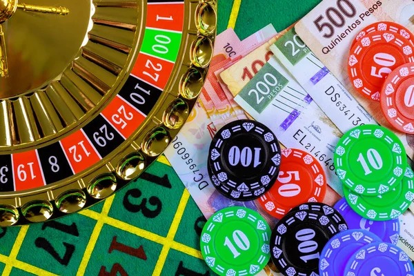Live roulette table view with dealer and chat